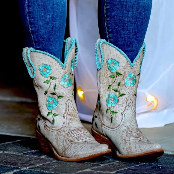 Liberty Black Garden Mantequilla embroidered Floral boots boho RTL 325 NIB 7.5 - Picture 5 of 6